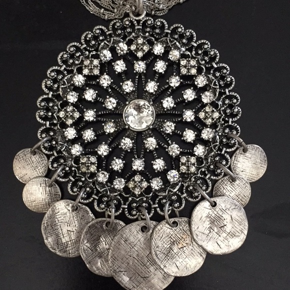 ๐ฒNECKLACE๐ฒ - Picture 4 of 5